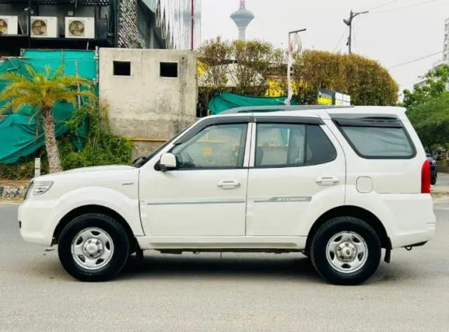 Tata Safari 4x2 EX 2017