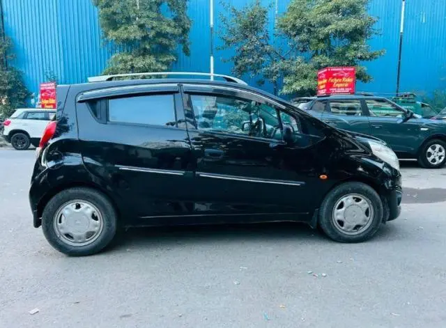 Chevrolet Beat LT Petrol 2012