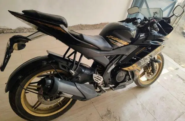 Yamaha YZF-R15 2.0 150cc 2015