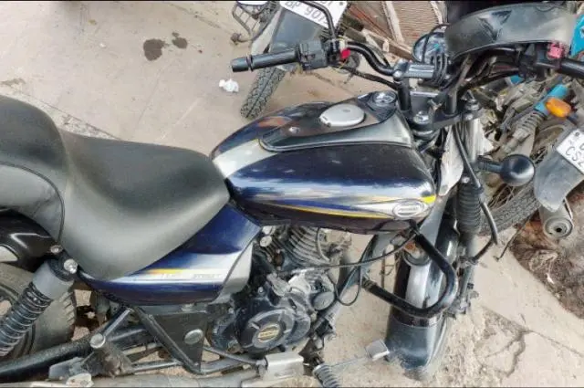 Bajaj Avenger Street 150 2016