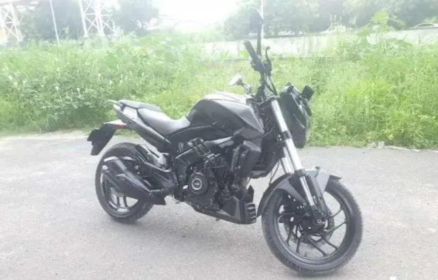 Bajaj Dominar 250 2022