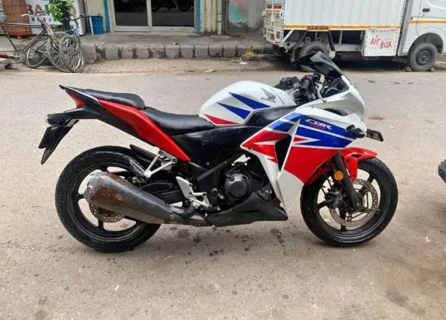 Honda CBR 250R 2014
