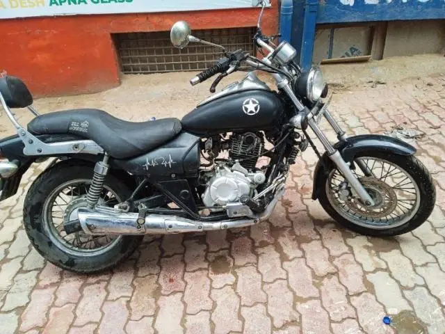 Bajaj Avenger 220cc 2013