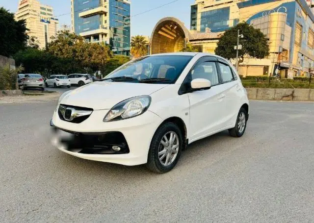 Honda Brio VX (O) MT 2015