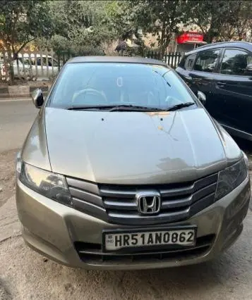 Honda City 1.5 V MT 2011