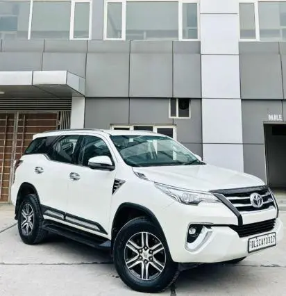 Toyota Fortuner 2.8 4x2 AT 2017