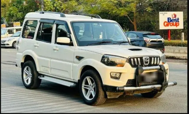 Mahindra Scorpio S4 Plus 2017