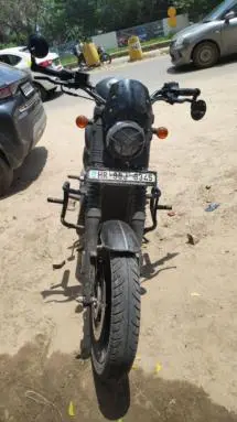 Yezdi Roadster Dark Smoke Grey 2022