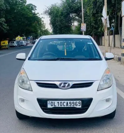 Hyundai i20 Magna (O) 1.4 CRDi 2011