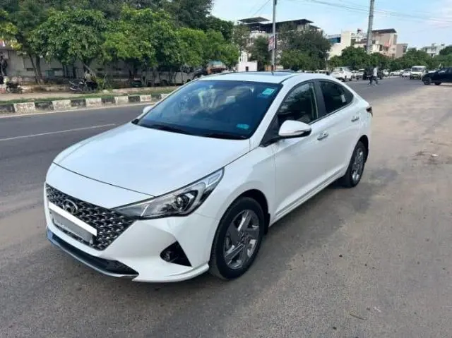 Hyundai Verna SX 1.5 VTVT 2022