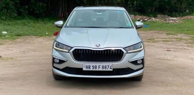 Skoda Slavia Style 1.0L TSI AT 2022