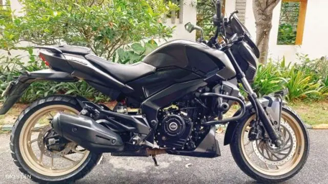Bajaj Dominar 400 2018