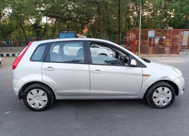 Ford Figo 1.4 TDCI TITANIUM 2010