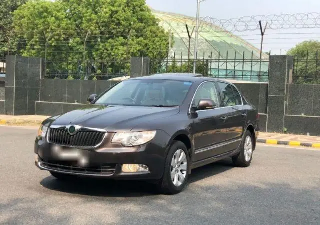 SKODA SUPERB Elegance 1.8 TSI AT 2011