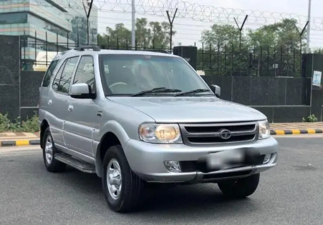Tata Safari 4x2 EX DICOR 2012