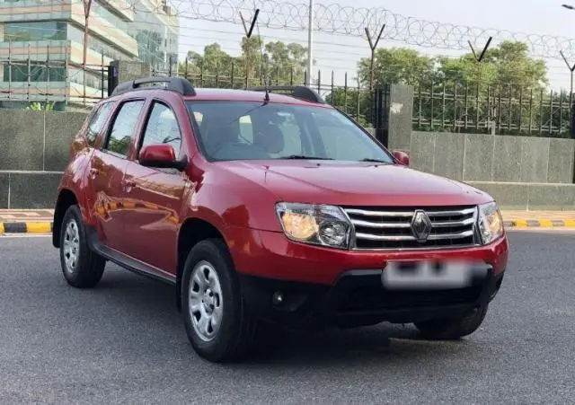 Renault Duster 110 PS RXL 4X2 MT 2012