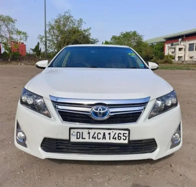 Toyota Camry Hybrid 2015
