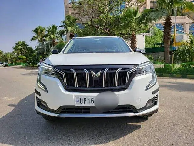 Mahindra XUV700 AX 3 Petrol AT 5 STR 2022