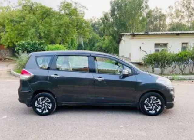 Maruti Suzuki Ertiga VXi CNG 2018