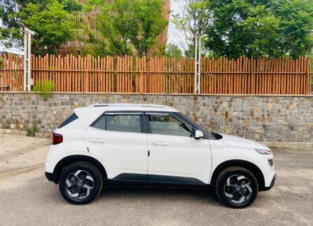 Hyundai Venue SX 1.0 Turbo BS6 2020