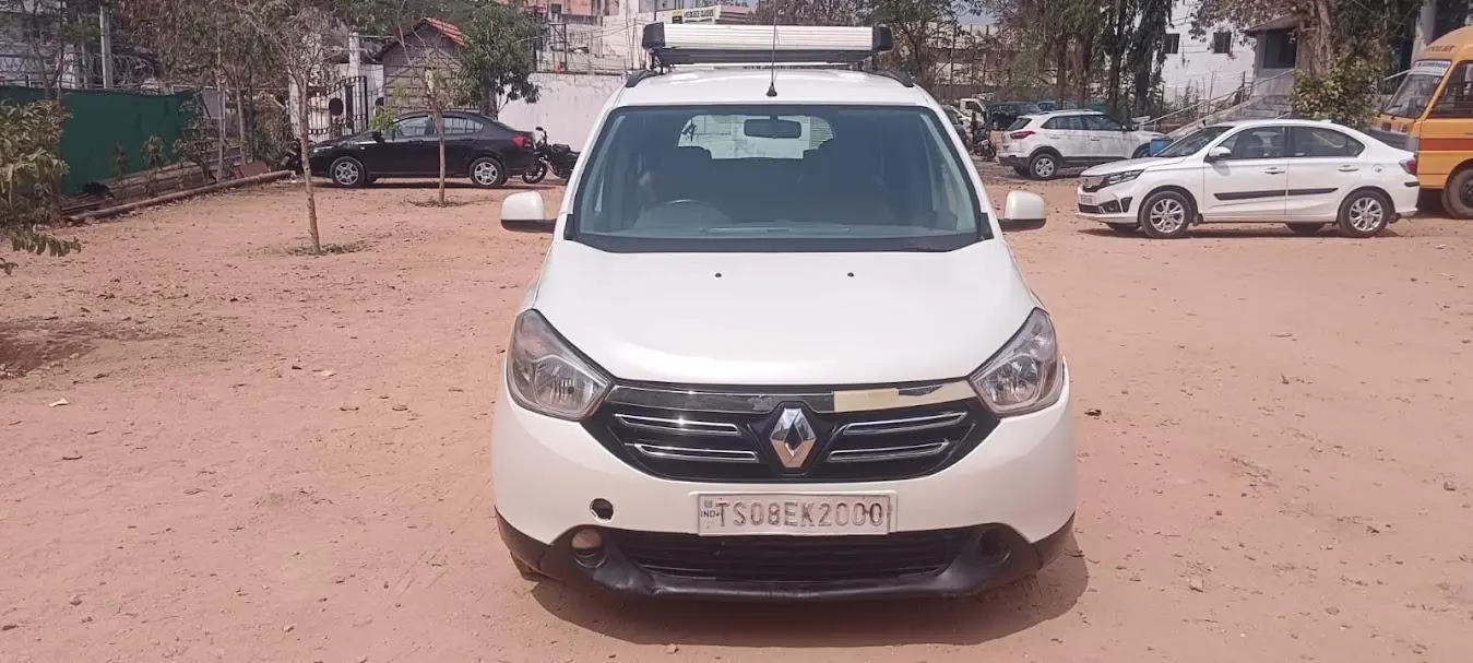 Renault Lodgy 110 PS RXZ 7 STR 2015