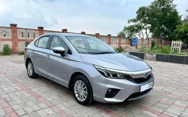 Honda City V i-DTEC 2020