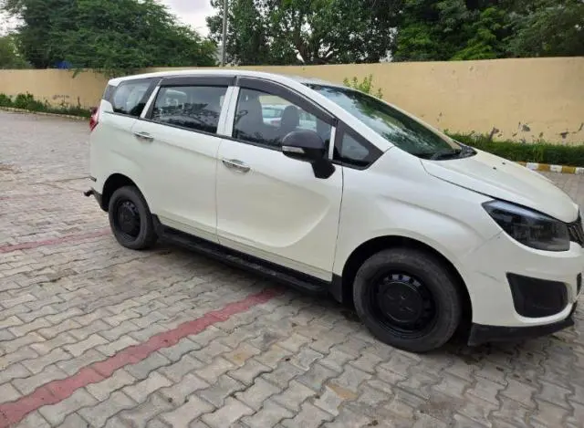 Mahindra Marazzo M2 7 STR 2019