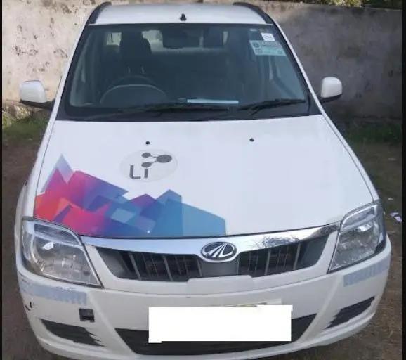 Mahindra e Verito D2 2018