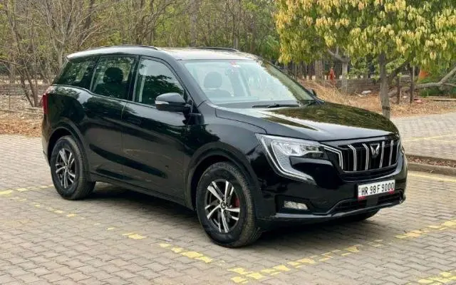 Mahindra XUV700 AX 5 Diesel AT 7 STR 2023
