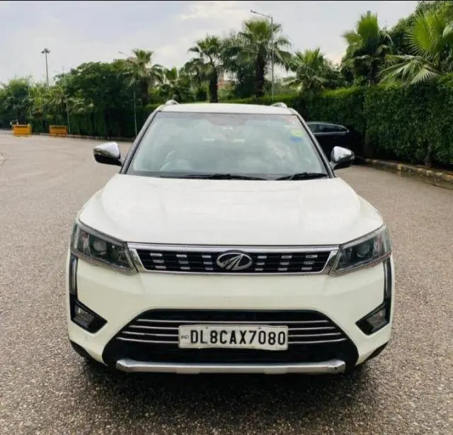 Mahindra XUV300 W8 (O) Petrol 2019