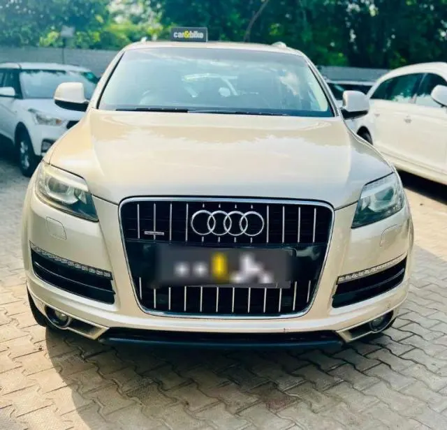 Audi Q7 3.0 TDI PREMIUM PLUS 2012