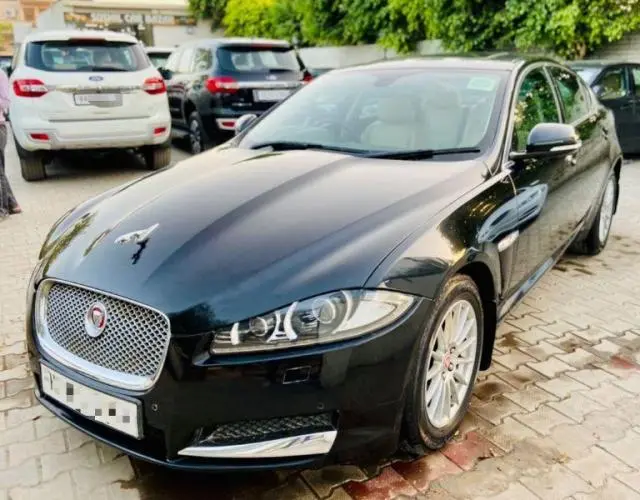 Jaguar XF 2.2 Diesel Luxury 2016