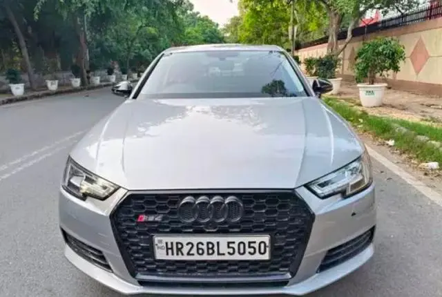 Audi A4 2.0 TDI Premium Plus 2017