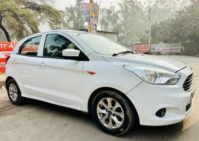 Ford Figo 1.5D AMBIENTE MT 2016