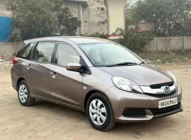 Honda Mobilio S i-VTEC 2015