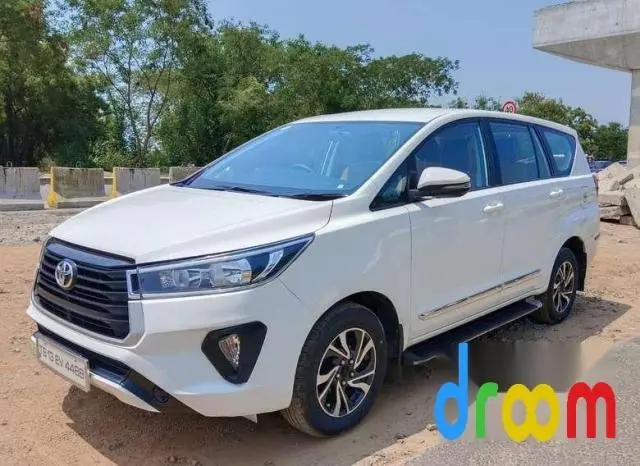 Toyota Innova Crysta 2.4 G 7 STR BS6 2021