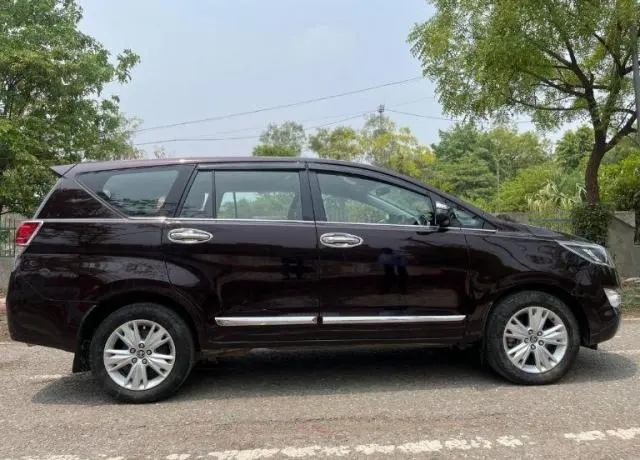 Toyota Innova Crysta 2.8 Z AT 7 STR 2018