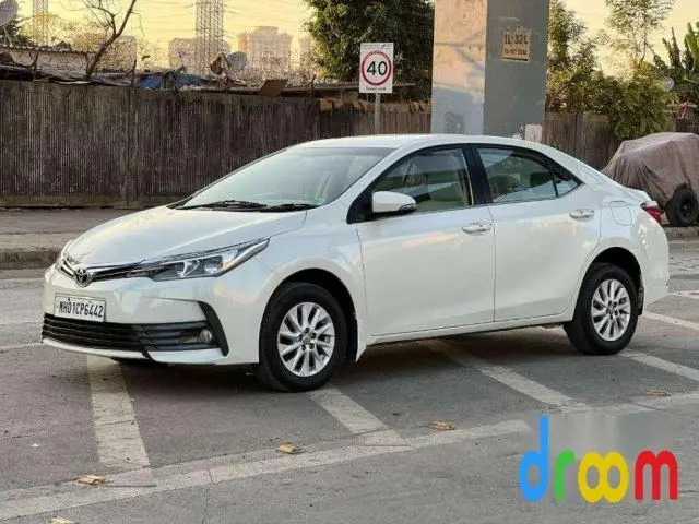 Toyota Corolla Altis 1.8 G 2017
