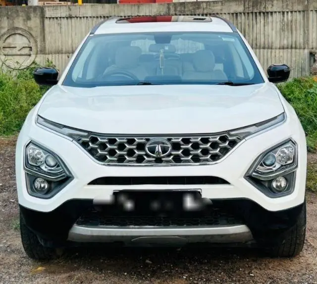 Tata Safari XT Plus Diesel 2022
