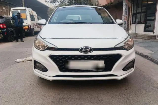 Hyundai i20 Sportz 1.2 MT Petrol 2020