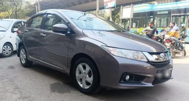 Honda City 1.5 V MT 2015