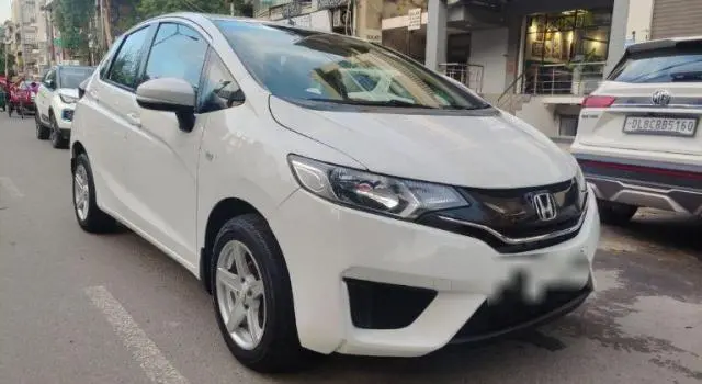 Honda Jazz S CVT i-VTEC 2015