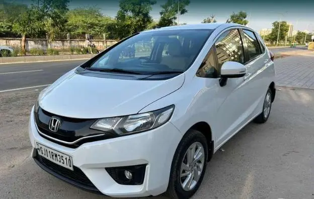 Honda Jazz V AT 2015