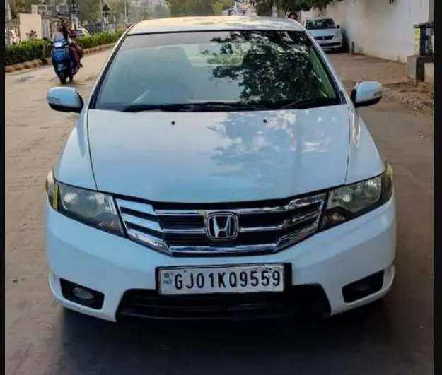 Honda City V i-VTEC 2012