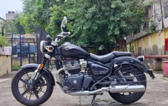 Royal Enfield Super Meteor 650 Astral 2023