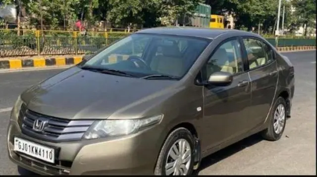 Honda City S i-VTEC 2011