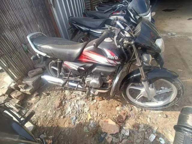 Hero HF Deluxe Kick Alloy 100cc 2018