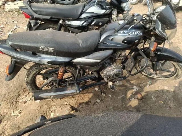 Bajaj Platina 100cc 2015