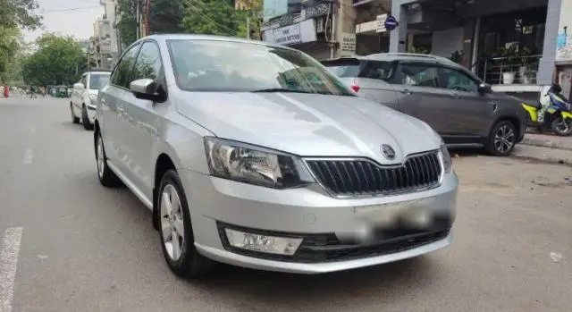 Skoda Rapid 1.6 MPI AMBITION 2017