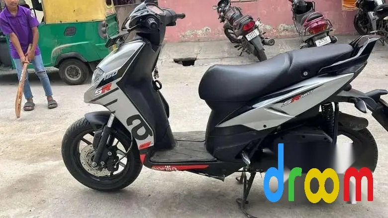 Aprilia SR 160 2023